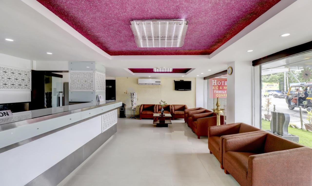 Hotel Luciya Kochi Exterior foto