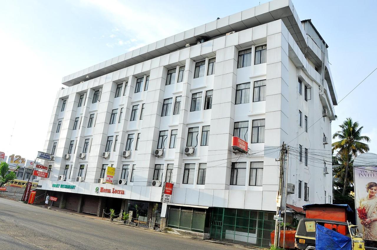 Hotel Luciya Kochi Exterior foto